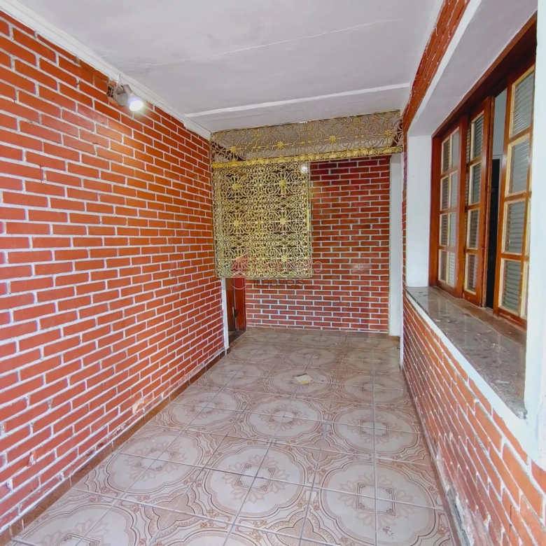 CASA COM 01 SUÍTE À VENDA NO BAIRRO VIANELO – JUNDIAÍ/SP