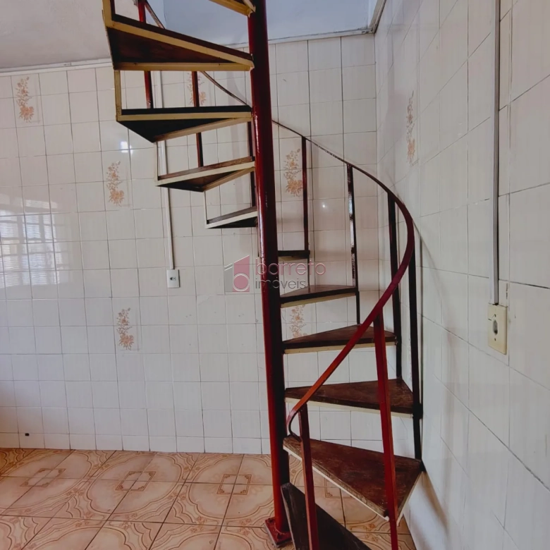 CASA COM 01 SUÍTE À VENDA NO BAIRRO VIANELO – JUNDIAÍ/SP