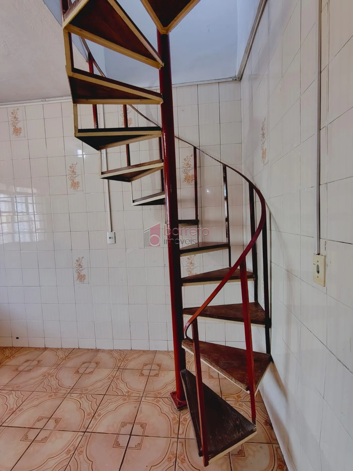 CASA COM 01 SUÍTE À VENDA NO BAIRRO VIANELO – JUNDIAÍ/SP