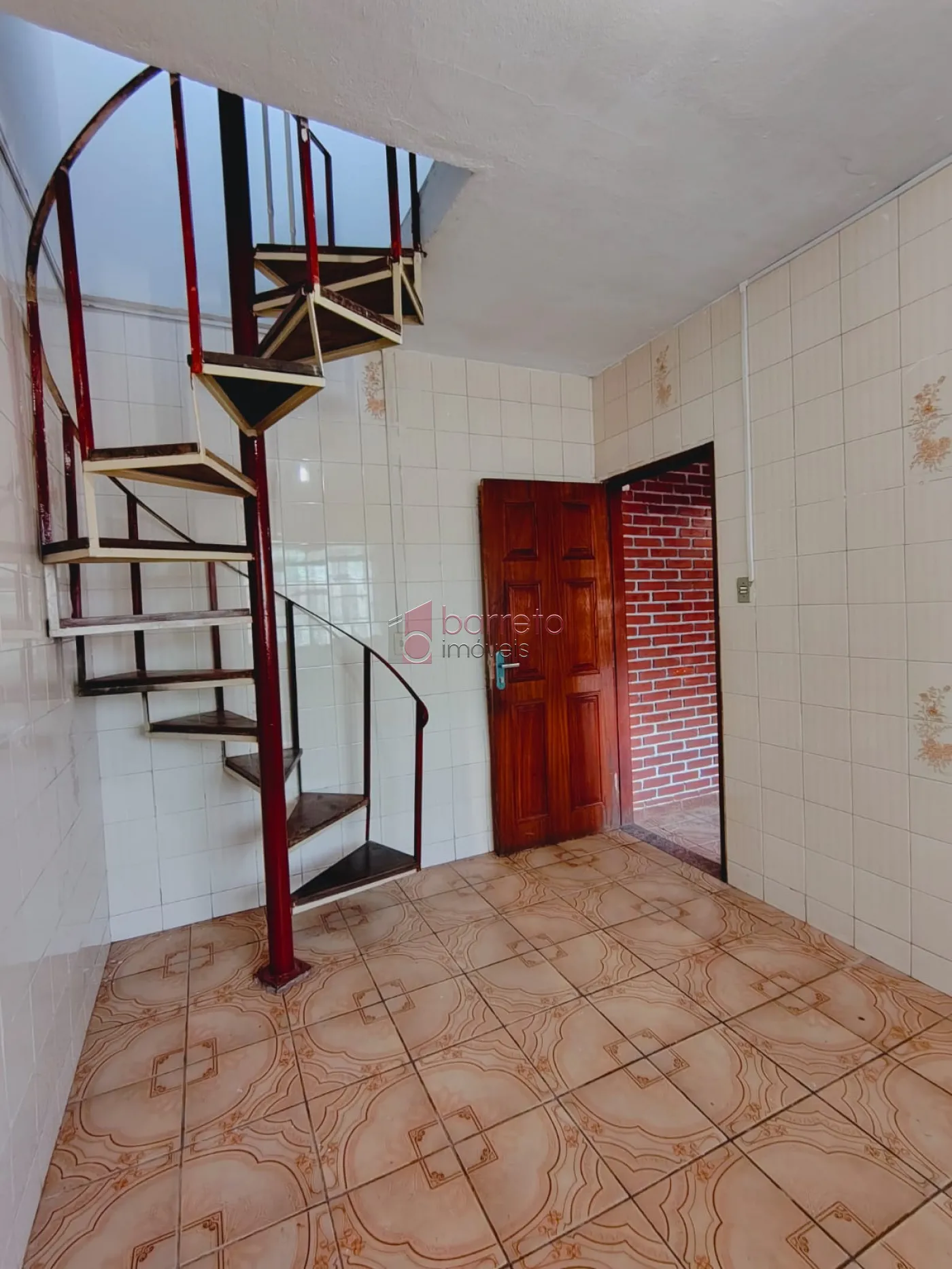 CASA COM 01 SUÍTE À VENDA NO BAIRRO VIANELO – JUNDIAÍ/SP