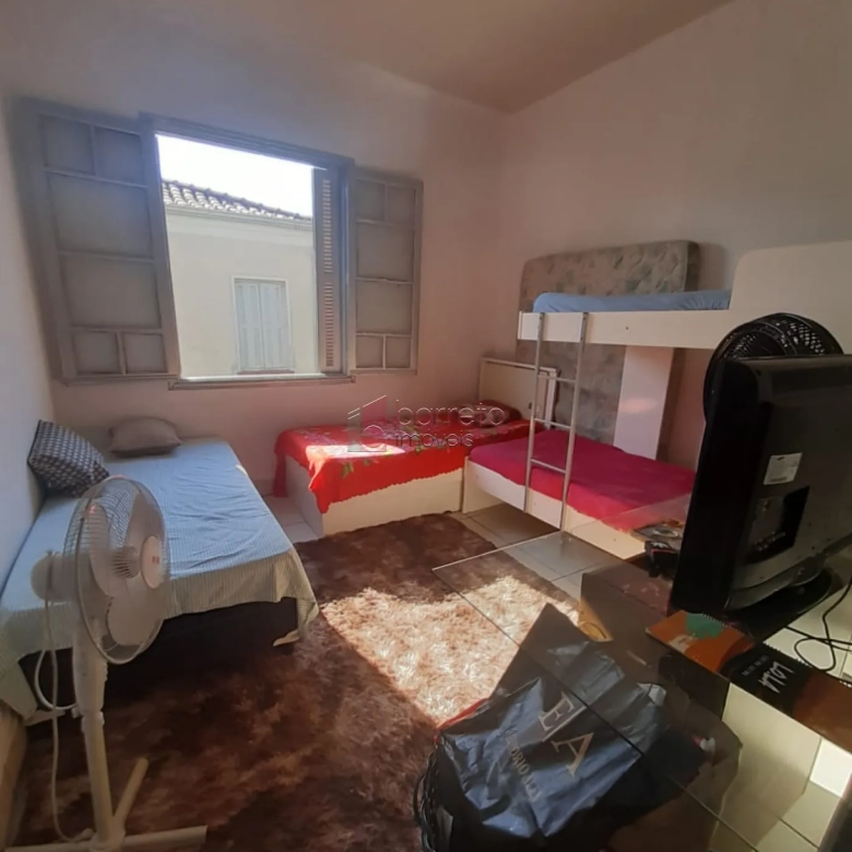 CASA DE USO MISTO À VENDA NO CENTRO DE JUNDIAÍ/SP