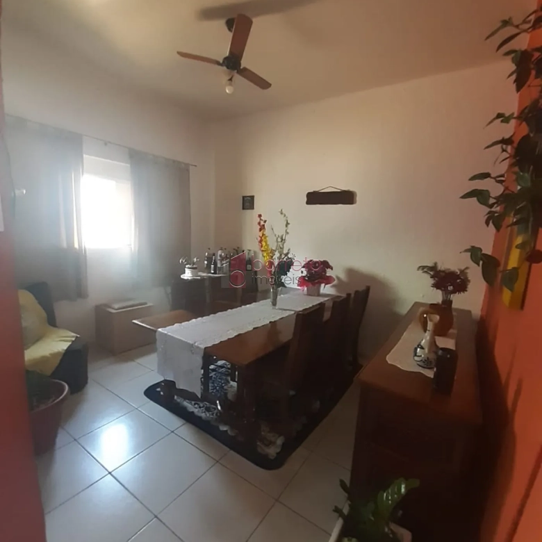 CASA DE USO MISTO À VENDA NO CENTRO DE JUNDIAÍ/SP