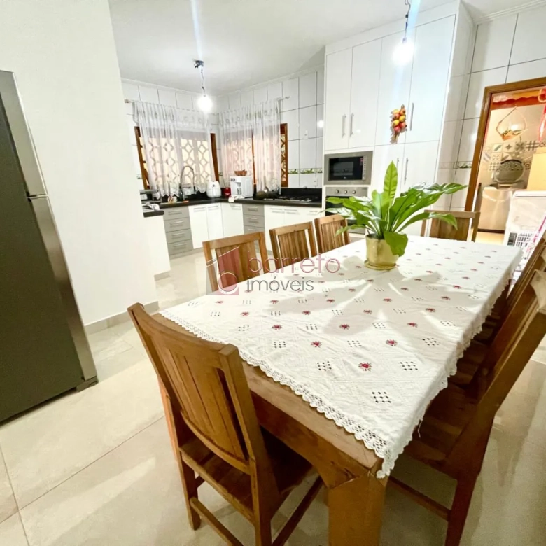 CASA SOBRADO COM 03 QUARTOS À VENDA NO BAIRRO JARDIM MARAMBAIA II – JUNDIAÍ/SP