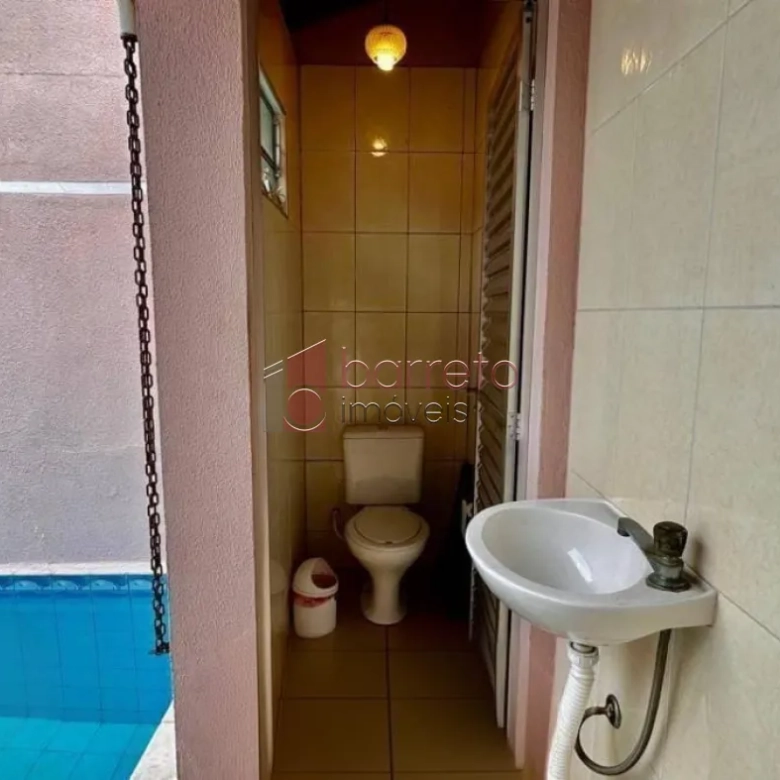 CASA COM 3 SUÍTES À VENDA NO JARDIM PAULISTA II EM JUNDIAÍ/SP