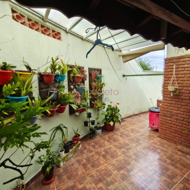 SOBRADO COM 3 DORMITÓRIOS À VENDA NO BAIRRO MIRANTE DE JUNDIAÍ EM JUNDIAÍ/SP