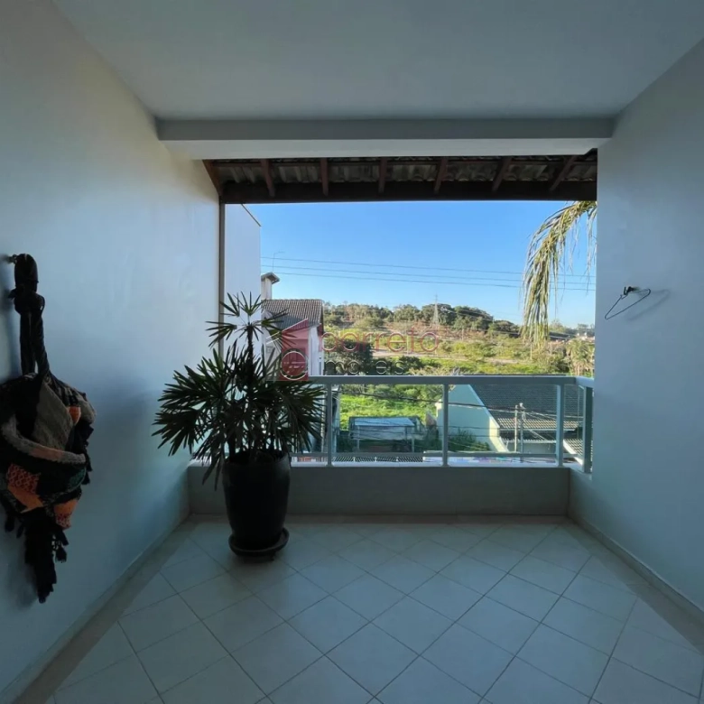CASA À VENDA NO MIRANTE JUNDIAÍ NO BAIRRO ENGORDADOURO EM JUNDIAÍ/SP