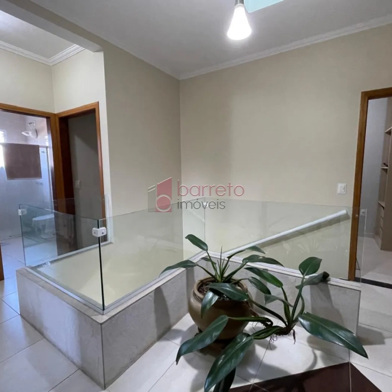 CASA À VENDA NO MIRANTE JUNDIAÍ NO BAIRRO ENGORDADOURO EM JUNDIAÍ/SP