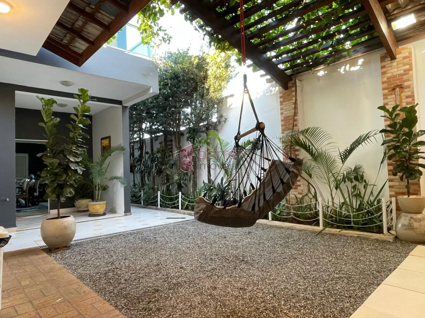 CASA À VENDA NO MIRANTE JUNDIAÍ NO BAIRRO ENGORDADOURO EM JUNDIAÍ/SP