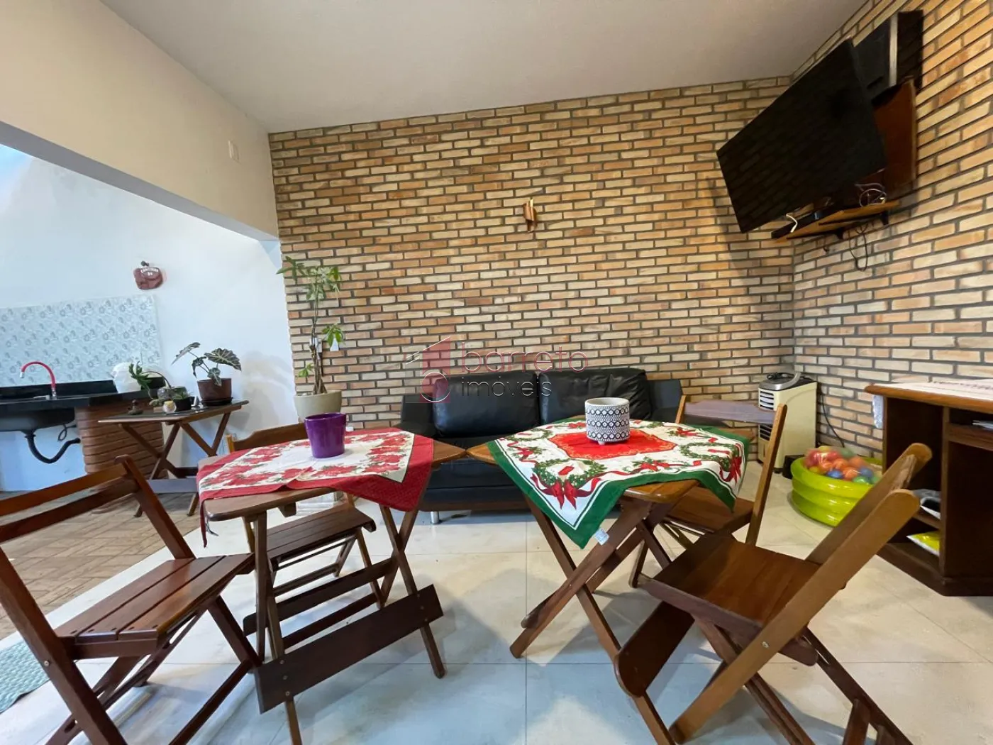 CASA À VENDA NO MIRANTE JUNDIAÍ NO BAIRRO ENGORDADOURO EM JUNDIAÍ/SP