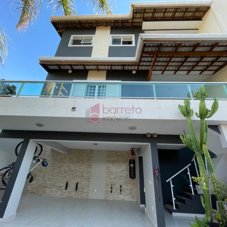 CASA À VENDA NO MIRANTE JUNDIAÍ NO BAIRRO ENGORDADOURO EM JUNDIAÍ/SP