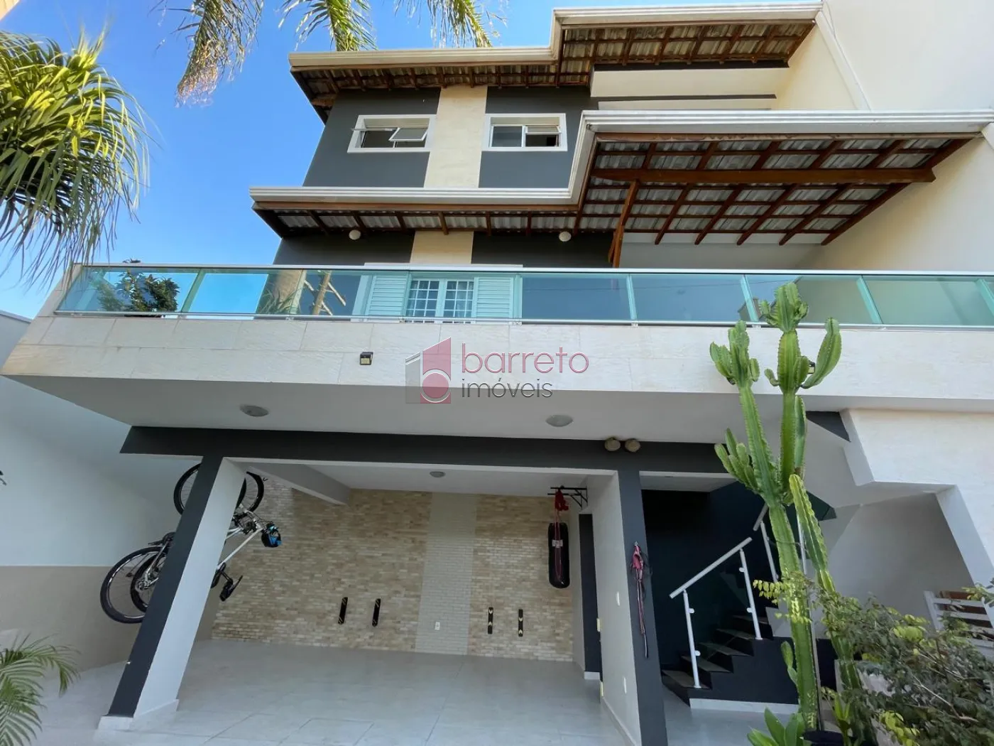 CASA À VENDA NO MIRANTE JUNDIAÍ NO BAIRRO ENGORDADOURO EM JUNDIAÍ/SP