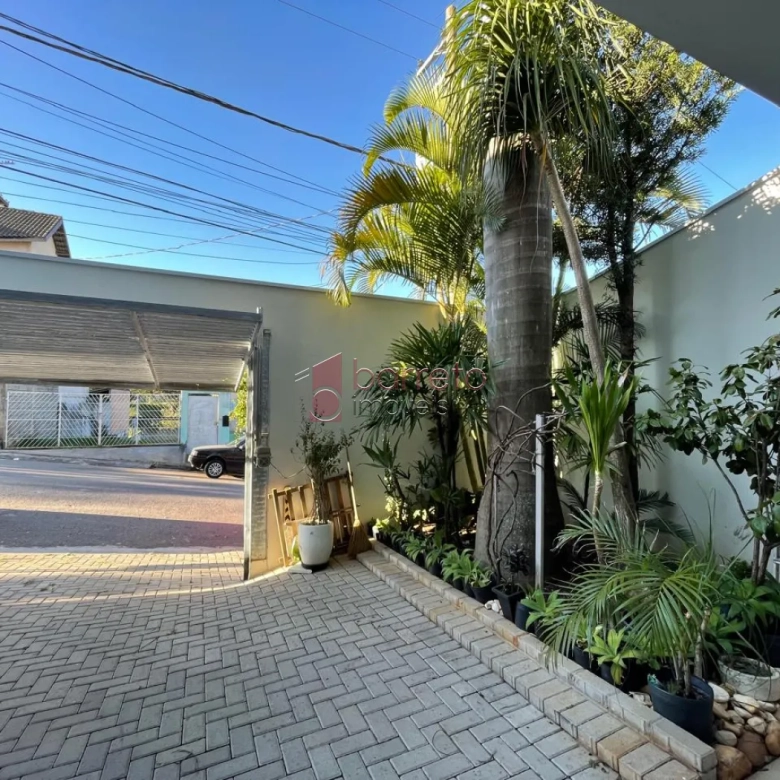 CASA À VENDA NO MIRANTE JUNDIAÍ NO BAIRRO ENGORDADOURO EM JUNDIAÍ/SP