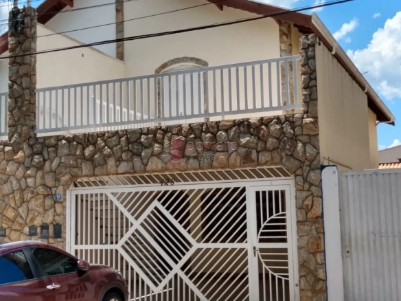 CASA À VENDA NO BAIRRO PARQUE DA REPRESA EM JUNDIAÍ/SP