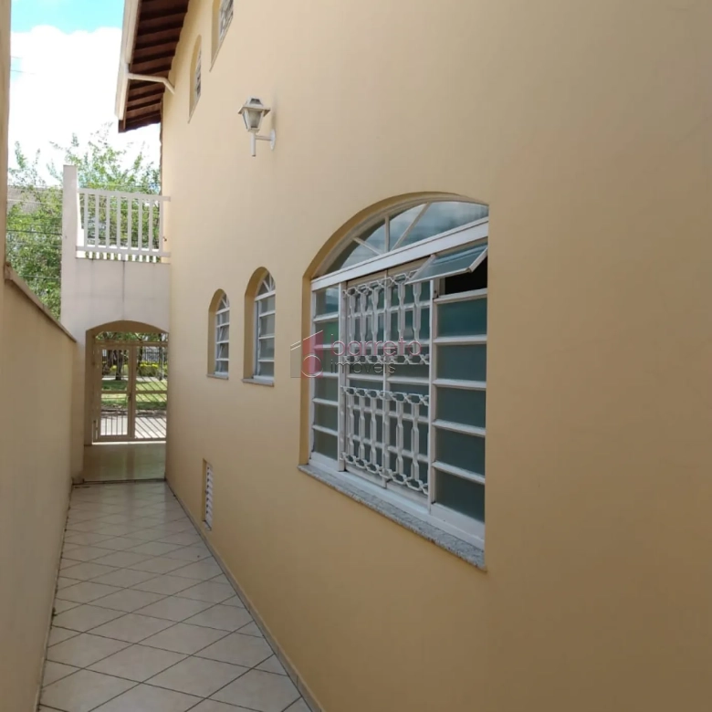 CASA À VENDA NO BAIRRO PARQUE DA REPRESA EM JUNDIAÍ/SP