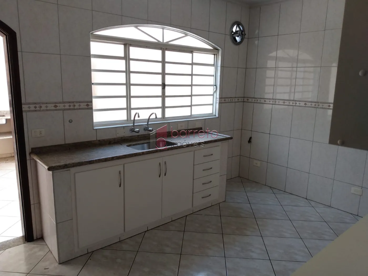 CASA À VENDA NO BAIRRO PARQUE DA REPRESA EM JUNDIAÍ/SP