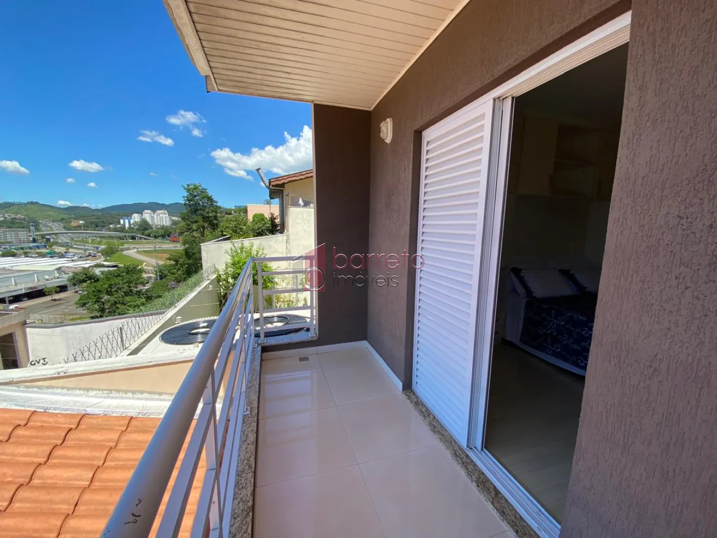 SOBRADO À VENDA NO BAIRRO VILA VIOTTO – JUNDIAÍ/SP