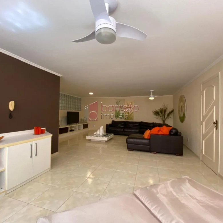 SOBRADO À VENDA NO BAIRRO VILA VIOTTO – JUNDIAÍ/SP