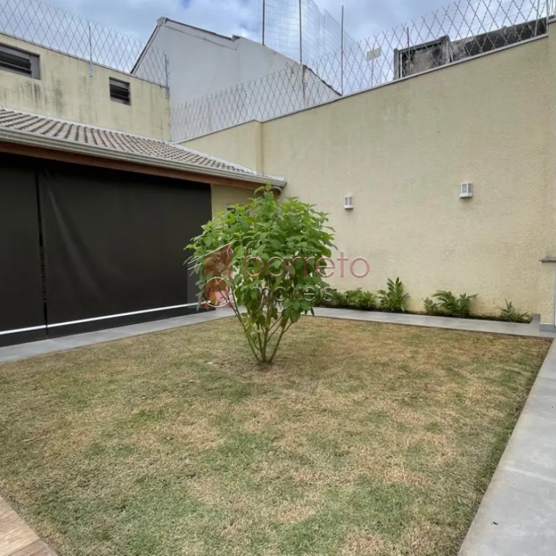 CASA RESIDENCIAL OU COMERCIAL PARA VENDA NO CENTRO DE JUNDIAÍ/SP