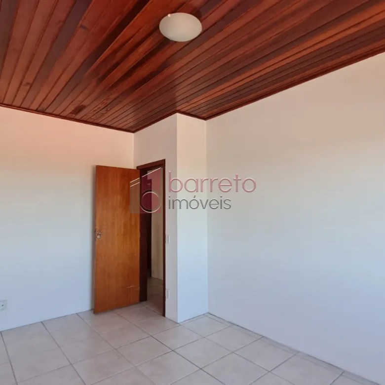 CASAS COMERCIAIS E RESIDENCIAIS PARA VENDA NO BAIRRO IVOTURUCAIA – JUNDIAÍ/SP