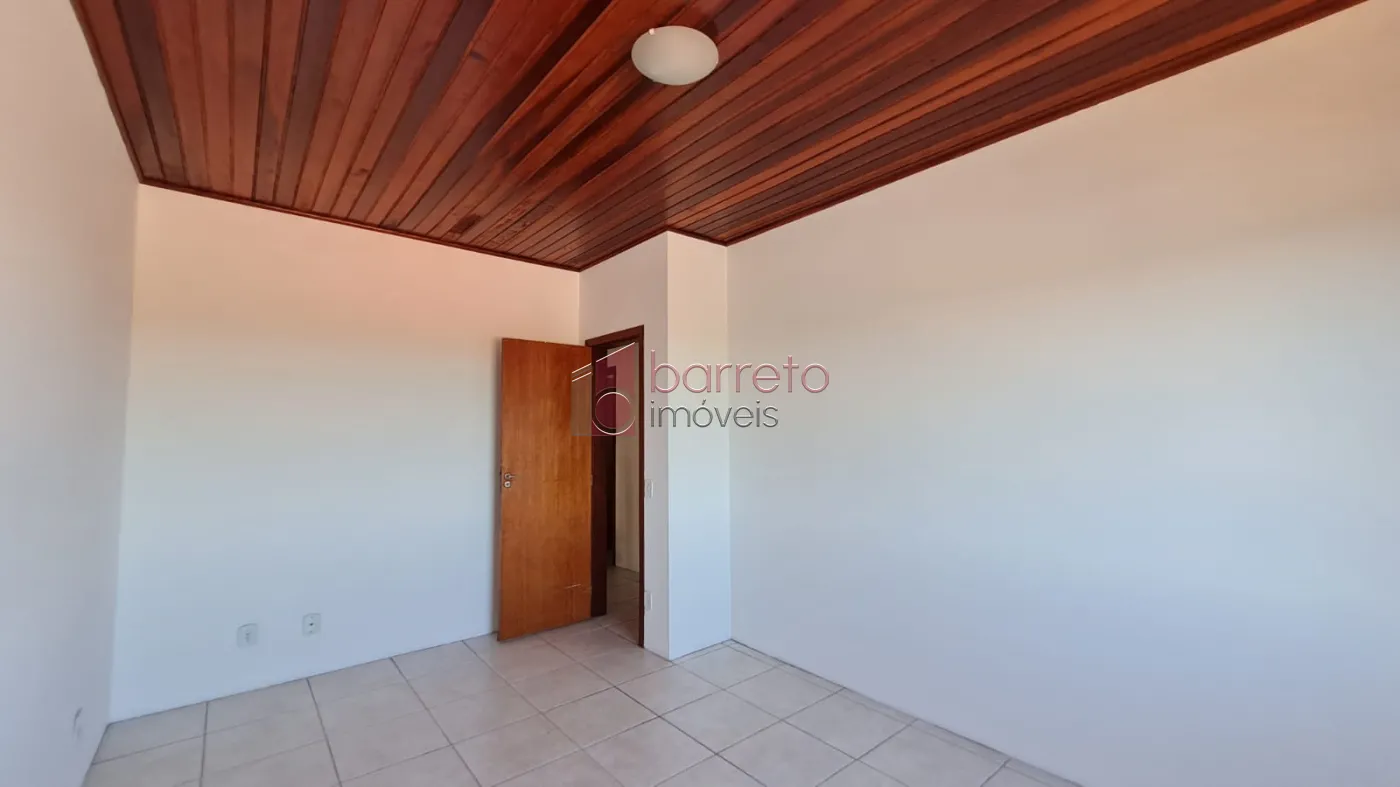 CASAS COMERCIAIS E RESIDENCIAIS PARA VENDA NO BAIRRO IVOTURUCAIA – JUNDIAÍ/SP