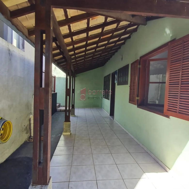 CASAS COMERCIAIS E RESIDENCIAIS PARA VENDA NO BAIRRO IVOTURUCAIA – JUNDIAÍ/SP