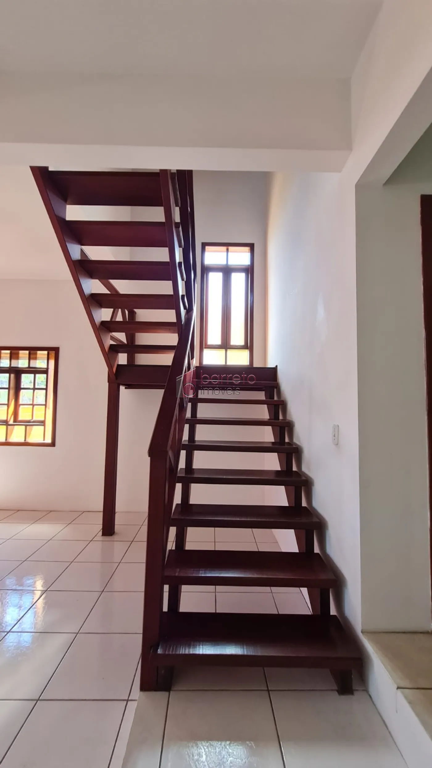 CASAS COMERCIAIS E RESIDENCIAIS PARA VENDA NO BAIRRO IVOTURUCAIA – JUNDIAÍ/SP