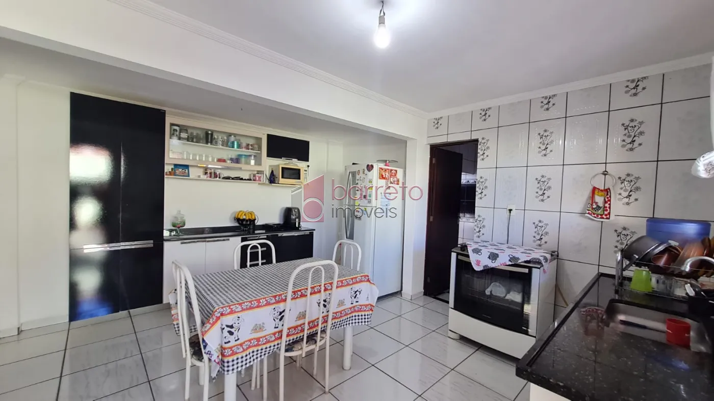 CASAS COMERCIAIS E RESIDENCIAIS PARA VENDA NO BAIRRO IVOTURUCAIA – JUNDIAÍ/SP