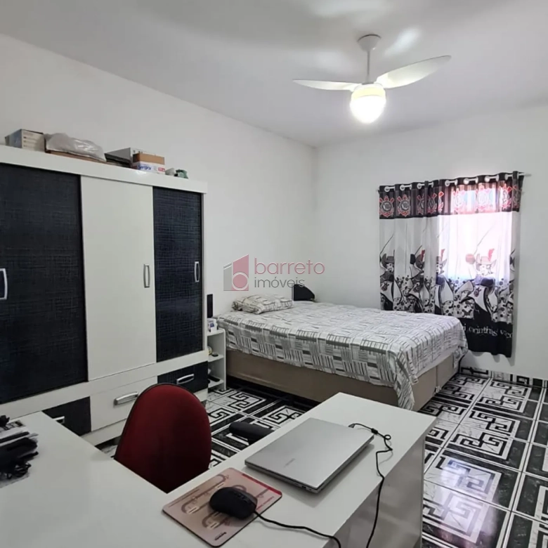 CASAS COMERCIAIS E RESIDENCIAIS PARA VENDA NO BAIRRO IVOTURUCAIA – JUNDIAÍ/SP