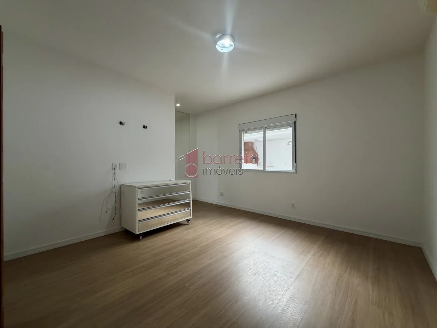 CASA TÉRREA À VENDA – 03 QUARTOS – JARDIM SAMAMBAIA – JUNDIAÍ/SP