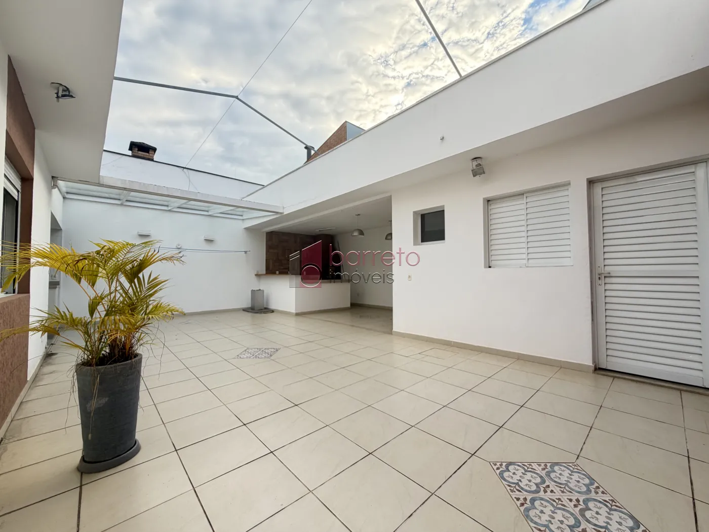 CASA TÉRREA À VENDA – 03 QUARTOS – JARDIM SAMAMBAIA – JUNDIAÍ/SP