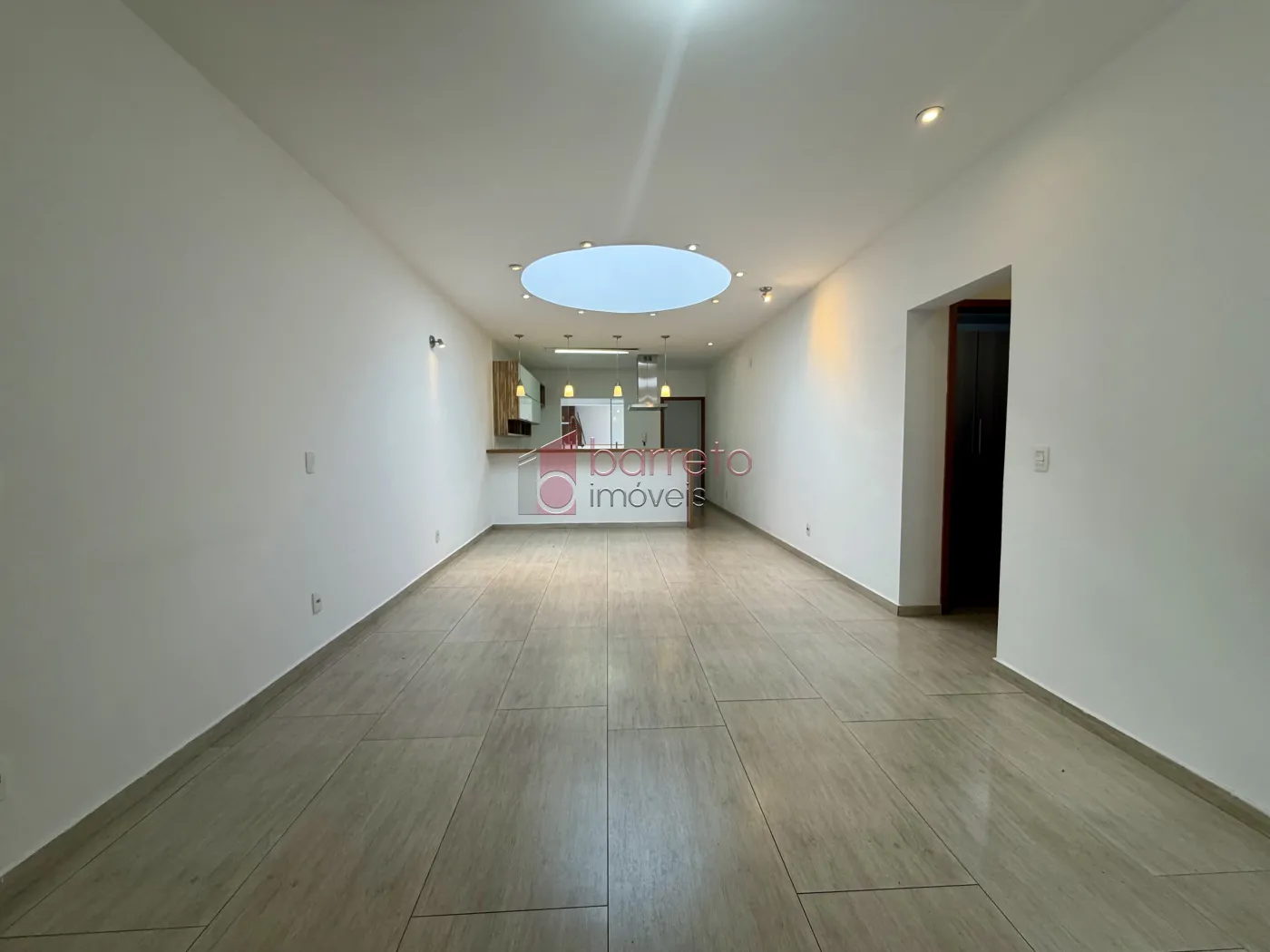 CASA TÉRREA À VENDA – 03 QUARTOS – JARDIM SAMAMBAIA – JUNDIAÍ/SP