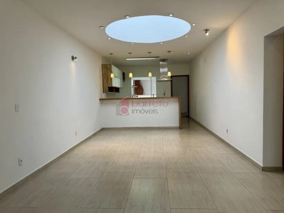 CASA TÉRREA À VENDA – 03 QUARTOS – JARDIM SAMAMBAIA – JUNDIAÍ/SP