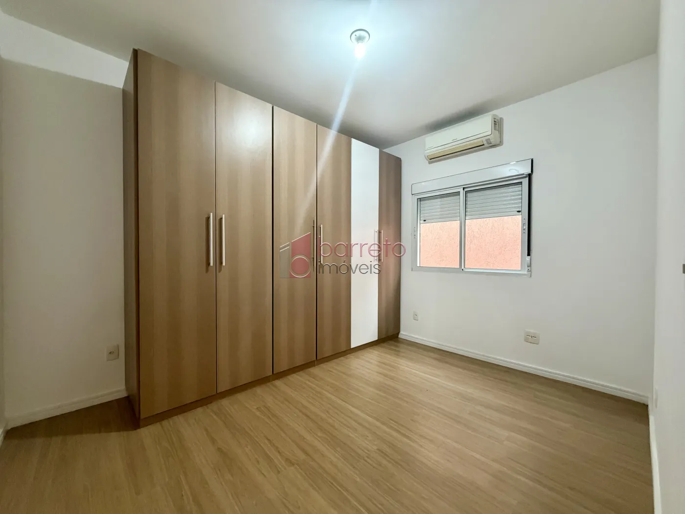CASA TÉRREA À VENDA – 03 QUARTOS – JARDIM SAMAMBAIA – JUNDIAÍ/SP