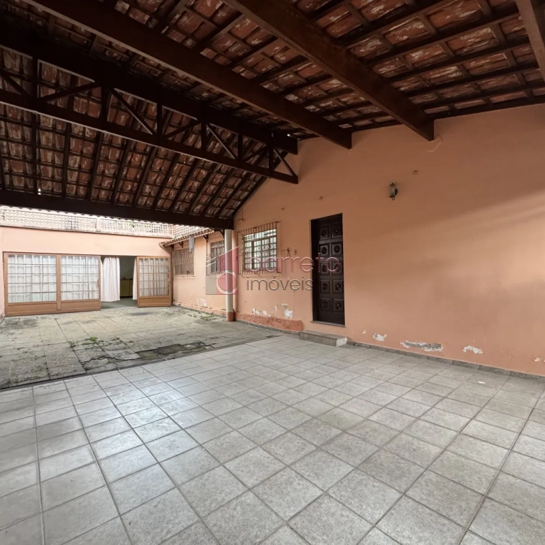 CASA TÉRREA À VENDA – 02 QUARTOS – JUNDIAÍ/SP