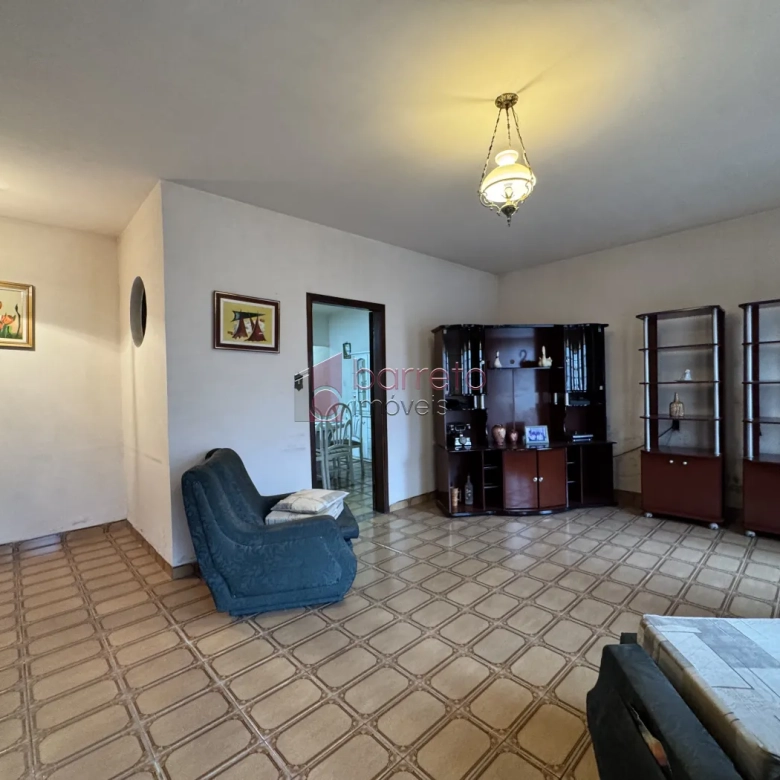 CASA TÉRREA À VENDA – 02 QUARTOS – JUNDIAÍ/SP