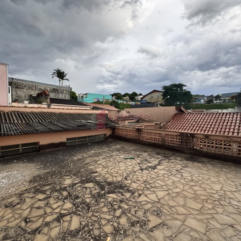 CASA TÉRREA À VENDA – 02 QUARTOS – JUNDIAÍ/SP