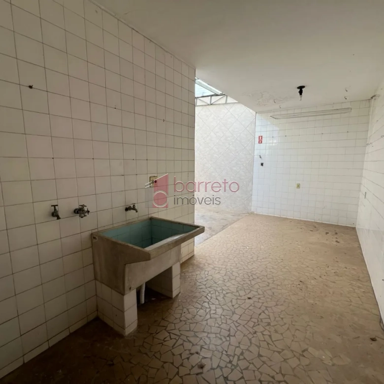 CASA TÉRREA RESIDENCIAL E COMERCIAL PARA VENDA NO BAIRRO VIANELO – JUNDIAÍ/SP