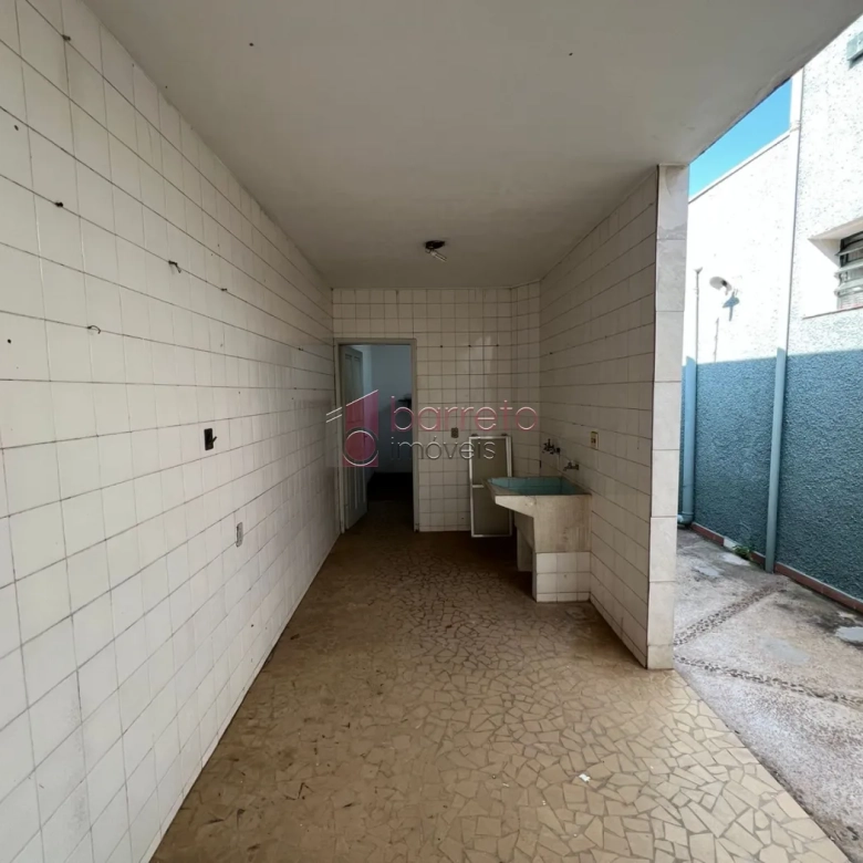 CASA TÉRREA RESIDENCIAL E COMERCIAL PARA VENDA NO BAIRRO VIANELO – JUNDIAÍ/SP