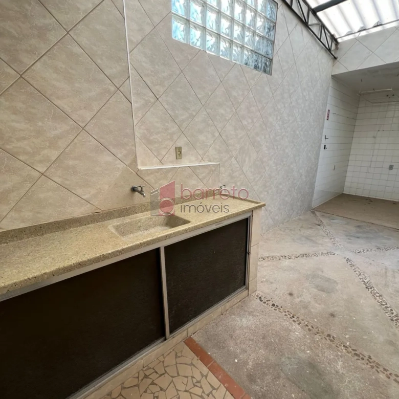 CASA TÉRREA RESIDENCIAL E COMERCIAL PARA VENDA NO BAIRRO VIANELO – JUNDIAÍ/SP