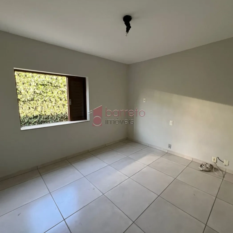 CASA TÉRREA RESIDENCIAL E COMERCIAL PARA VENDA NO BAIRRO VIANELO – JUNDIAÍ/SP