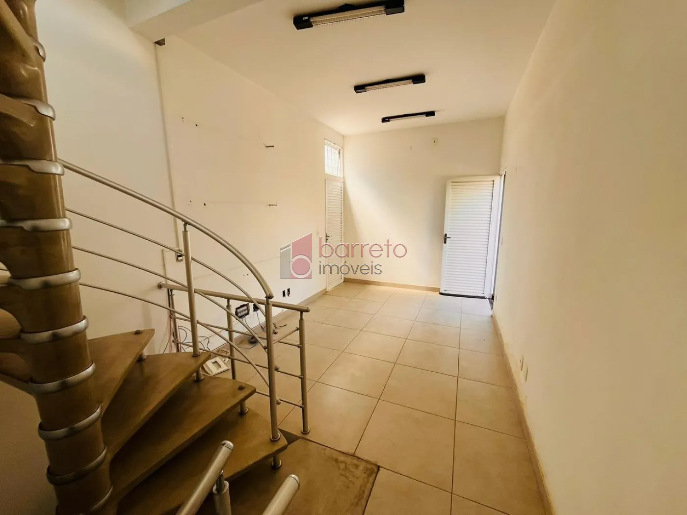 PRÉDIO COMERCIAL PARA LOCAÇÃO NO ANHANGABAÚ – JUNDIAÍ/SP