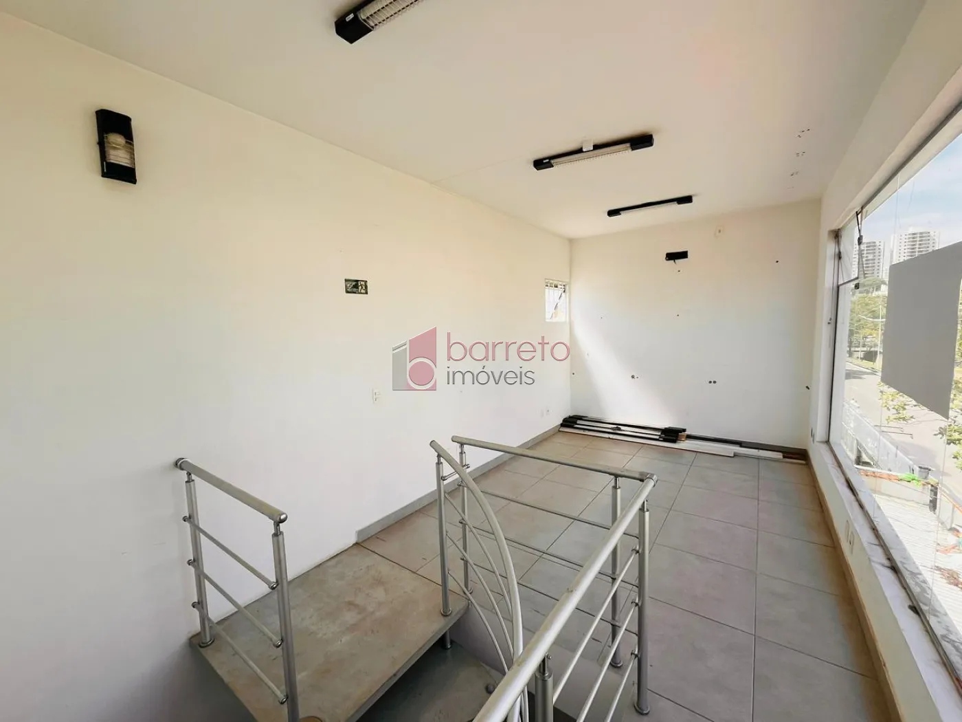 PRÉDIO COMERCIAL PARA LOCAÇÃO NO ANHANGABAÚ – JUNDIAÍ/SP