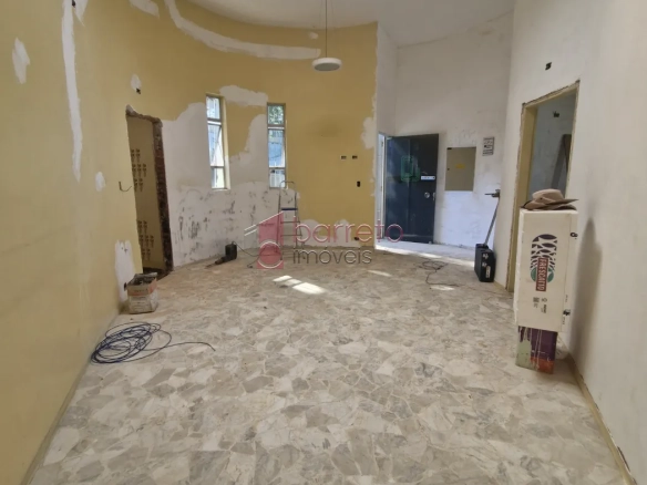 CASA COMERCIAL PARA LOCAÇÃO NO ANHANGABAÚ – JUNDIAÍ/SP