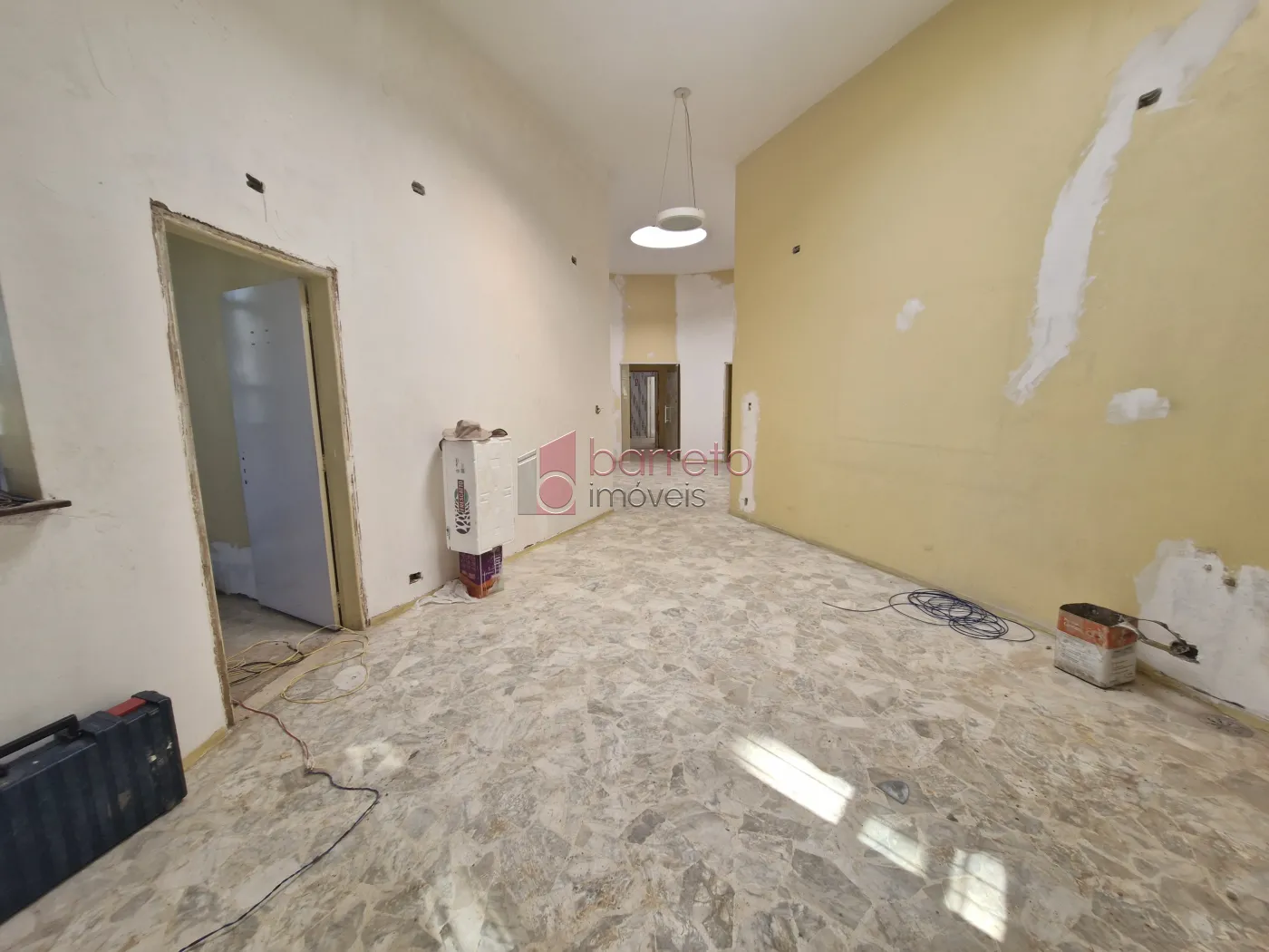CASA COMERCIAL PARA LOCAÇÃO NO ANHANGABAÚ – JUNDIAÍ/SP