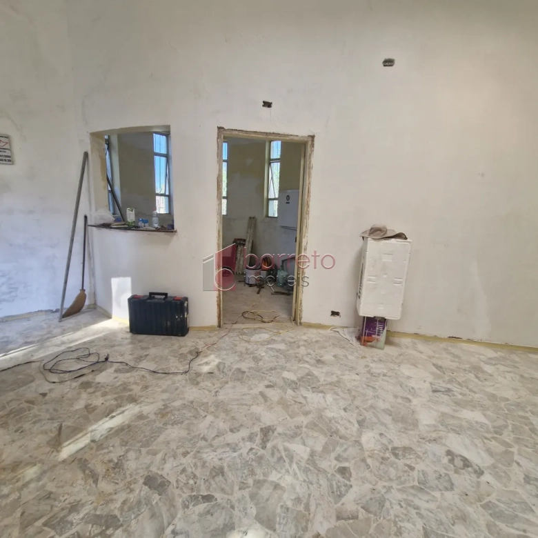 CASA COMERCIAL PARA LOCAÇÃO NO ANHANGABAÚ – JUNDIAÍ/SP