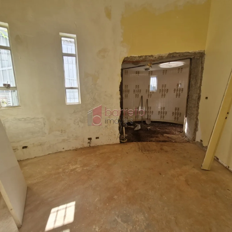 CASA COMERCIAL PARA LOCAÇÃO NO ANHANGABAÚ – JUNDIAÍ/SP