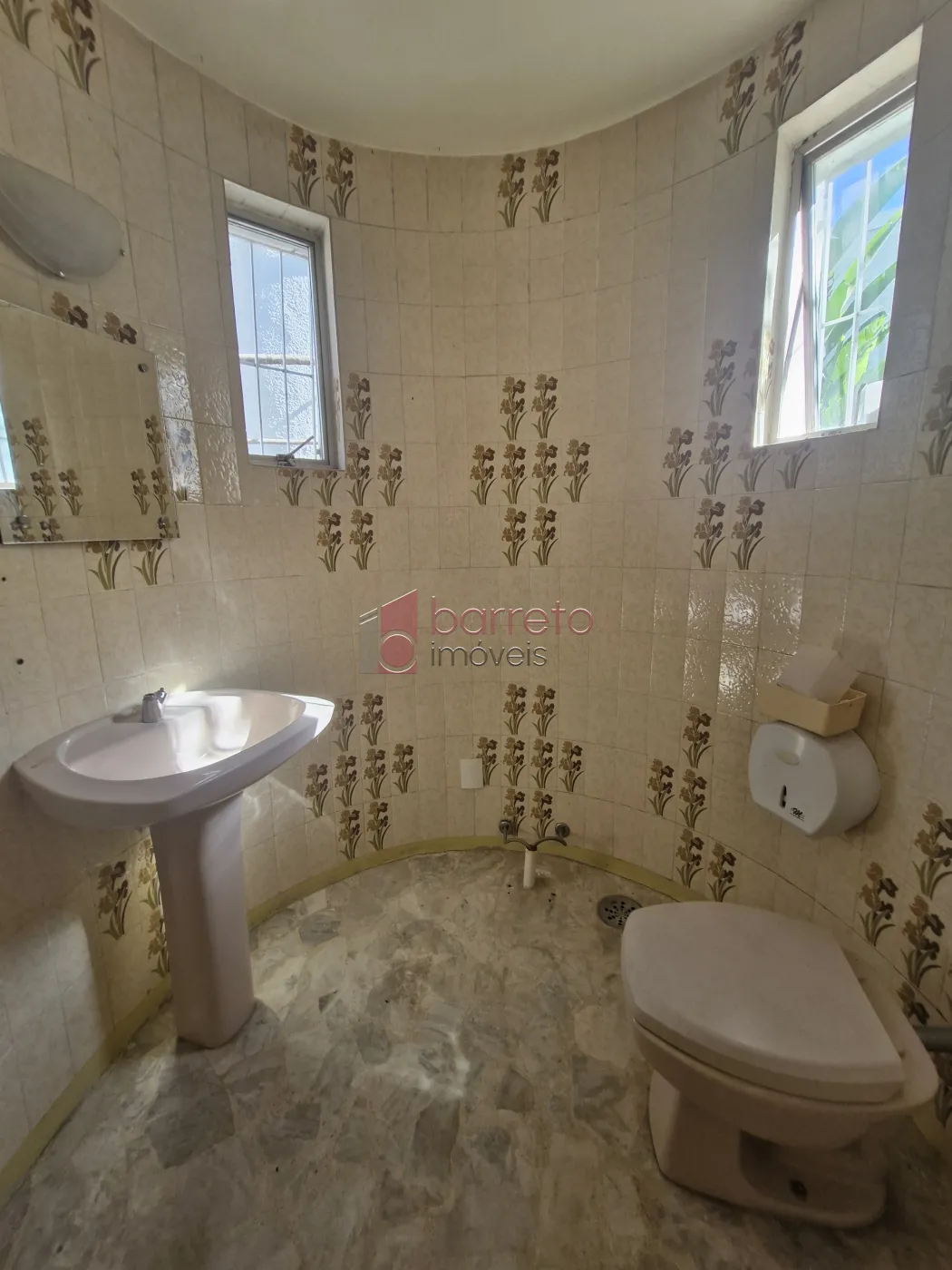 CASA COMERCIAL PARA LOCAÇÃO NO ANHANGABAÚ – JUNDIAÍ/SP