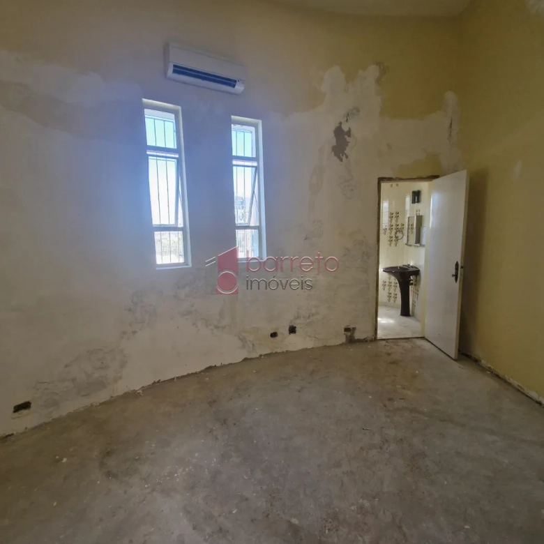 CASA COMERCIAL PARA LOCAÇÃO NO ANHANGABAÚ – JUNDIAÍ/SP