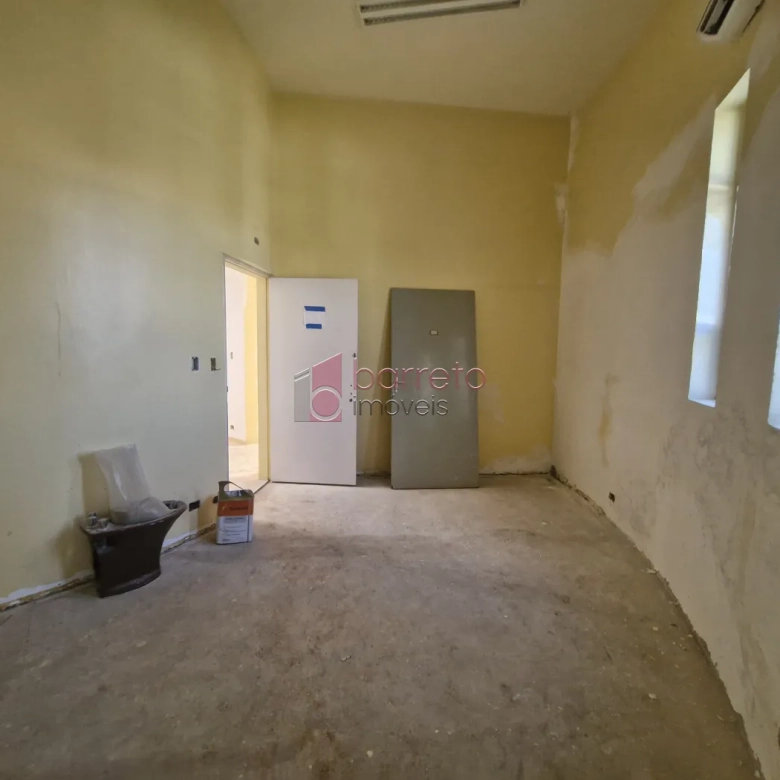 CASA COMERCIAL PARA LOCAÇÃO NO ANHANGABAÚ – JUNDIAÍ/SP