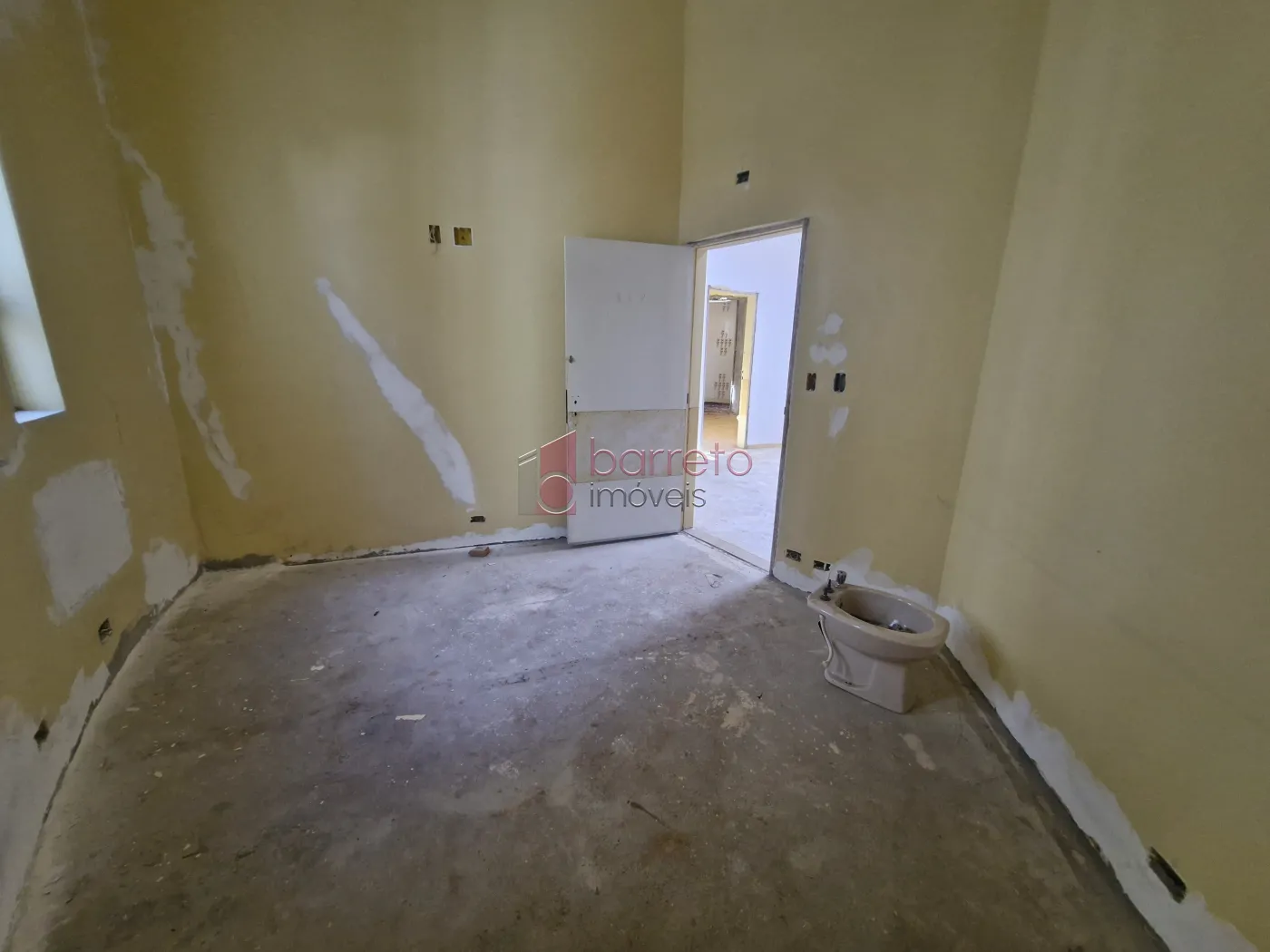CASA COMERCIAL PARA LOCAÇÃO NO ANHANGABAÚ – JUNDIAÍ/SP